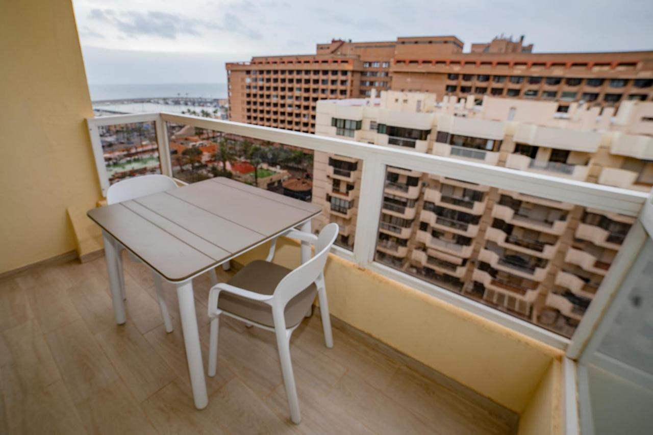 Hotel Apartamentos Pyr Fuengirola Exterior photo